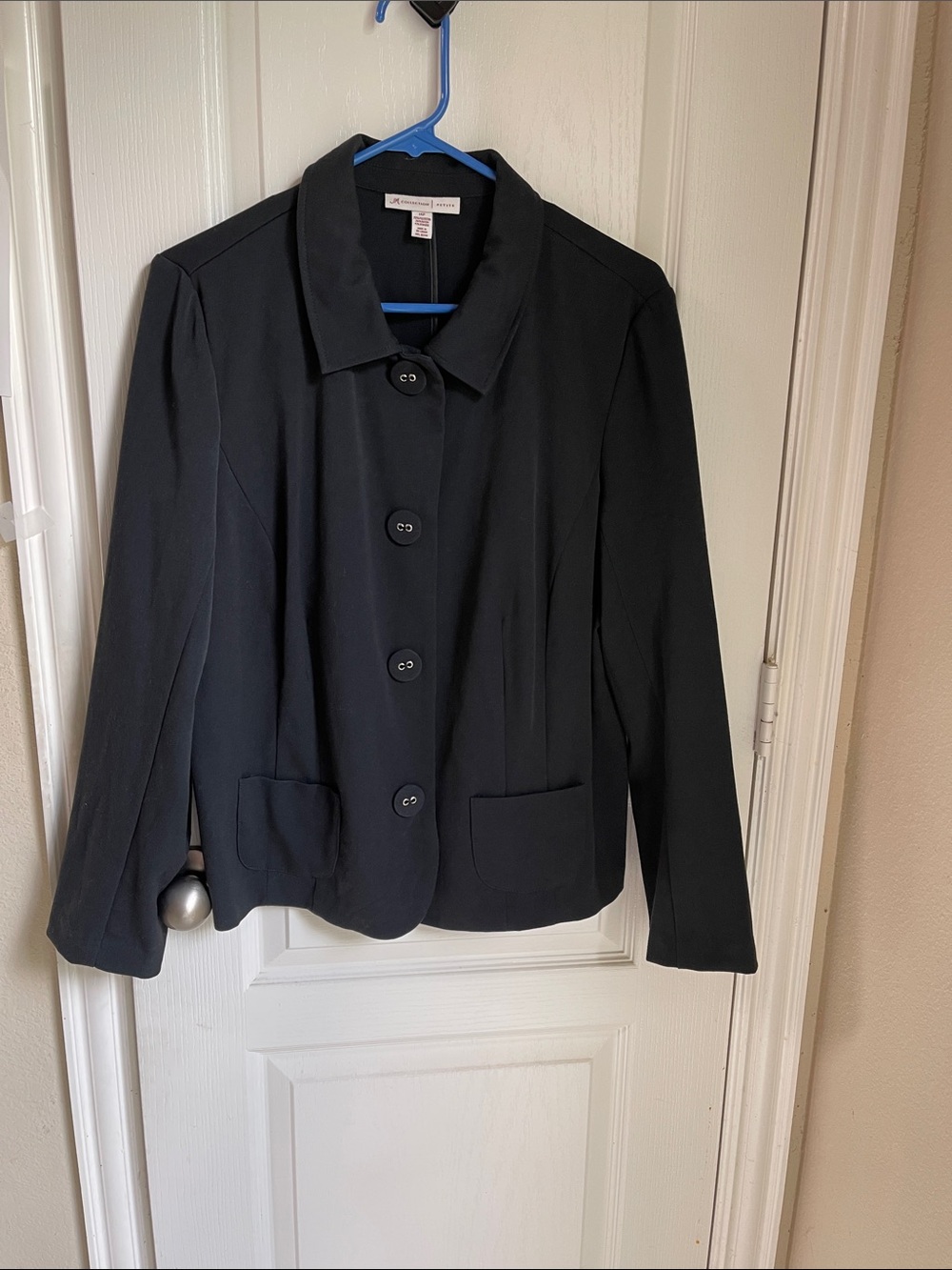 Jones New York Black Button-Front Tailored Blazer